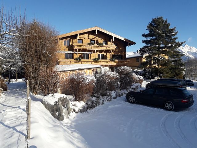 Haus Hagnbichl - Ferienwohnungen in Maishofen  in Maishofen im Winter